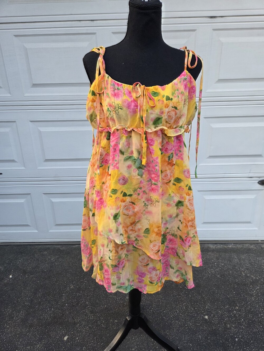 Boutique Yellow Floral Chiffon Mini Dress Tie Strap Ruffle Layered Size L - Picture 2 of 11